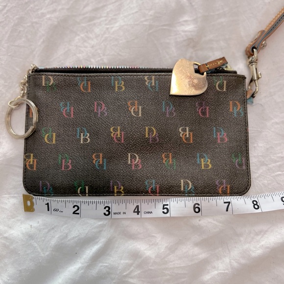 Vintage Dooney & Bourke Wristlet - Picture 5 of 6
